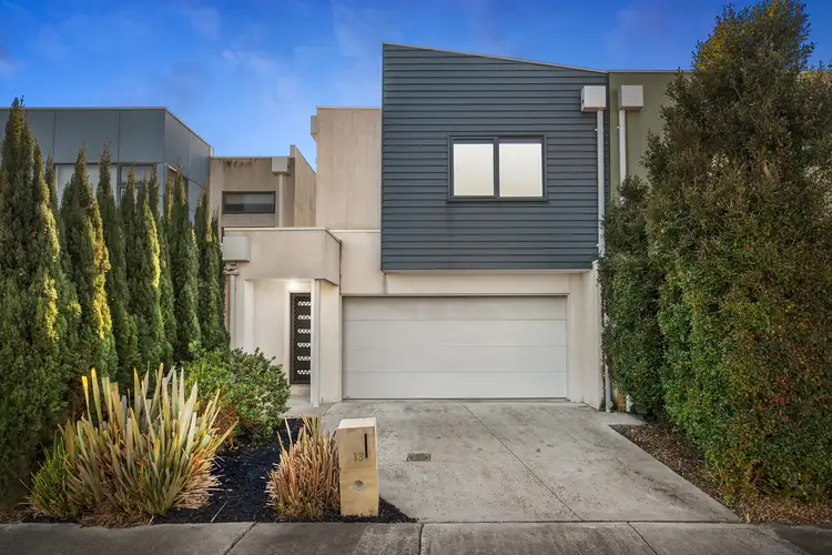 13 Chapel Street, Point Cook VIC 3030