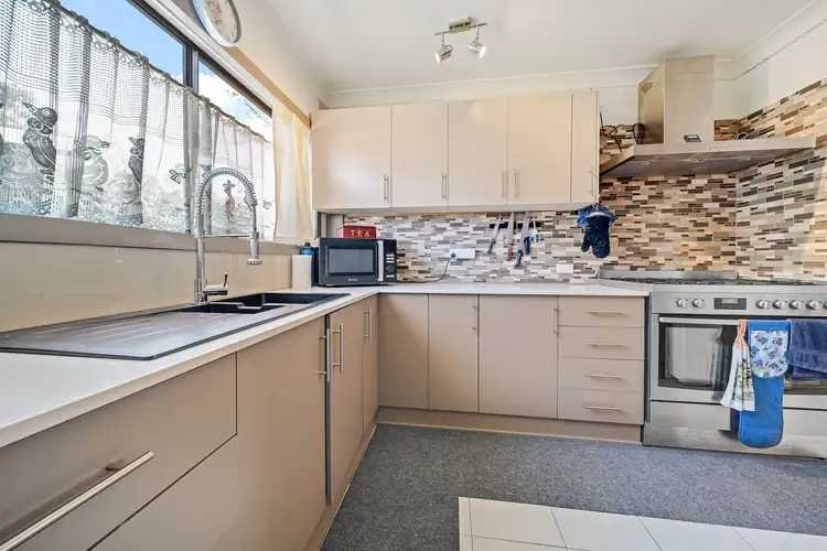 Sixth view of Homely house listing, 9 Alkoomi Place, Cooma NSW 2630