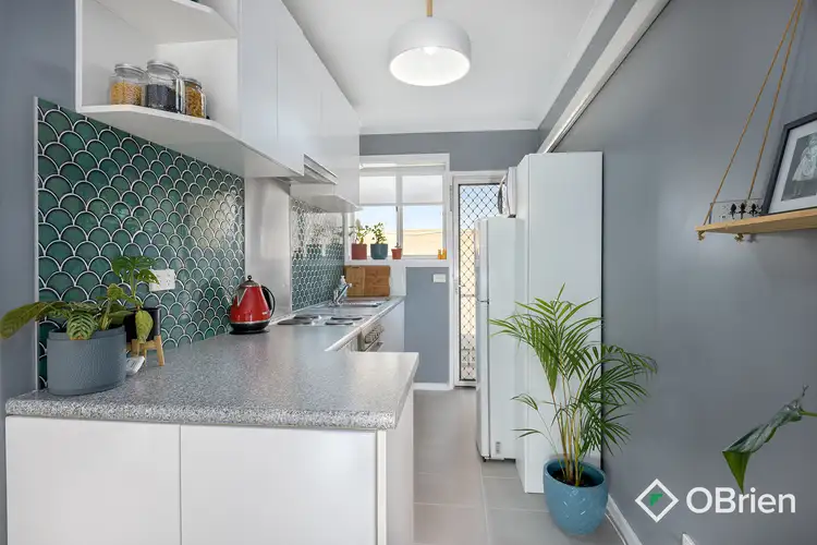 Fifth view of Homely unit listing, 2/127 Beach Street, Frankston VIC 3199