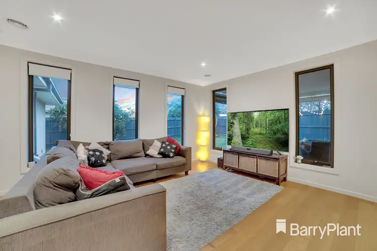 Sixth view of Homely house listing, 2 Clifton Court, Mulgrave VIC 3170