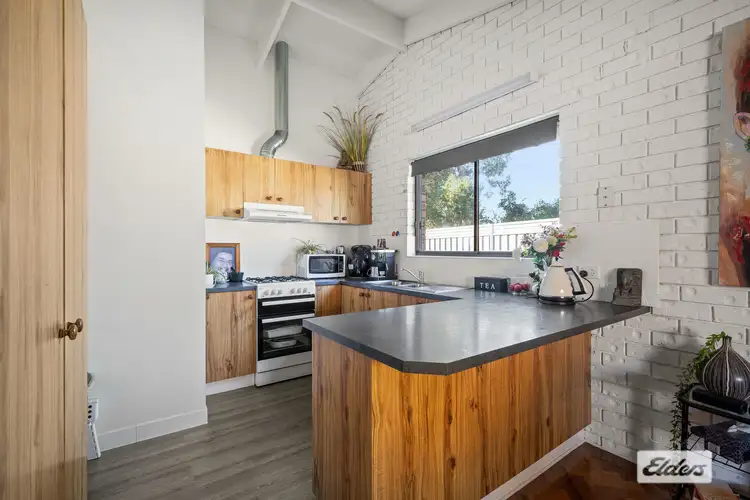 Second view of Homely unit listing, 3/10 McEwen Crescent, Wodonga VIC 3690