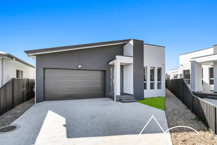 22 Hoxton Place, Spring Farm NSW 2570