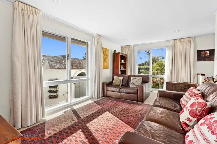 Second view of Homely house listing, 10 Breona Place, Lyons ACT 2606