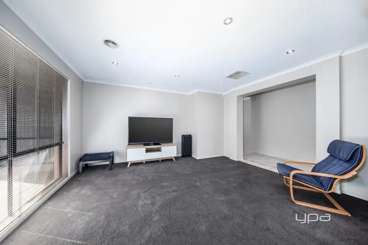 Third view of Homely house listing, 20 Palmerston Crescent, Taylors Lakes VIC 3038