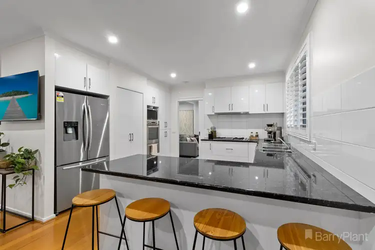 Second view of Homely house listing, 8 Sidney Court, Narre Warren VIC 3805