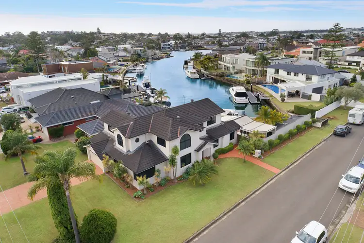 5 Warrego Avenue, Sylvania Waters NSW 2224