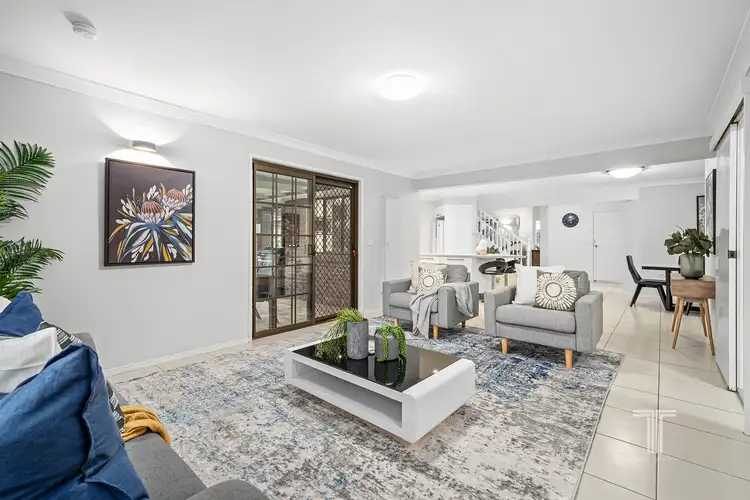 Sixth view of Homely house listing, 3 Kuhler Court, Carindale QLD 4152