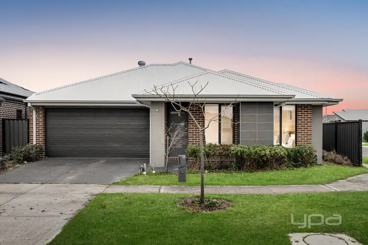 11 Nesting Vista, Craigieburn VIC 3064