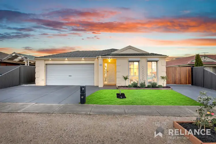 19 Minstrel Close, Wyndham Vale VIC 3024