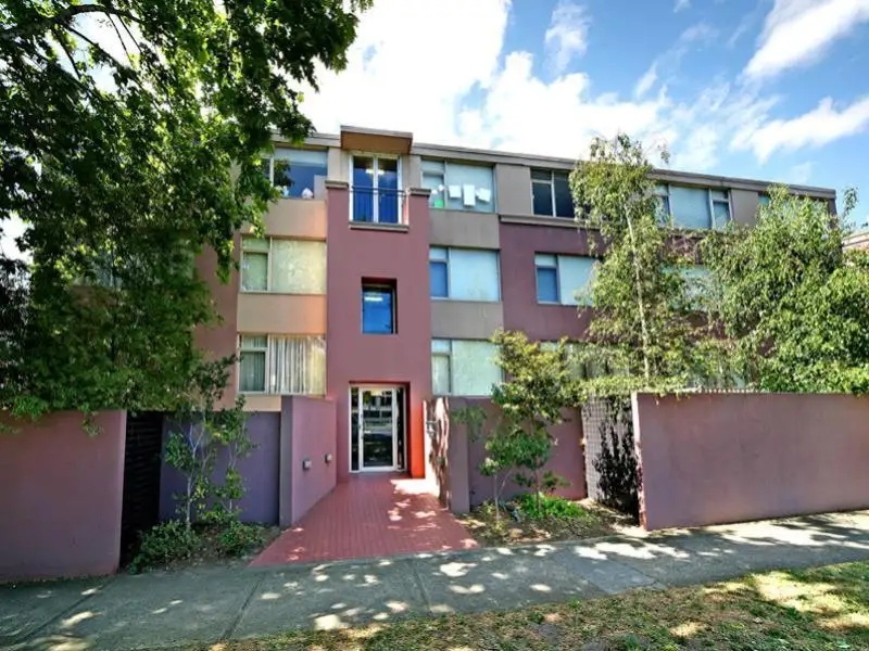 Main view of Homely unit listing, 17/3 Kooyong Road, Armadale VIC 3143