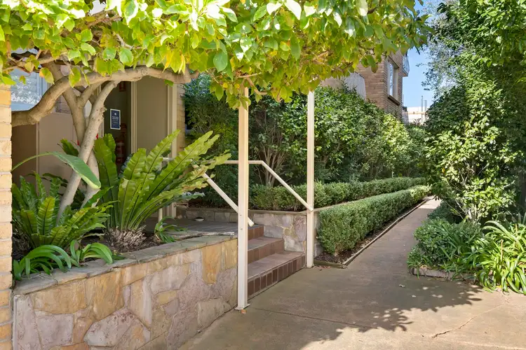Main view of Homely apartment listing, 6/40 Washington Street, Toorak VIC 3142