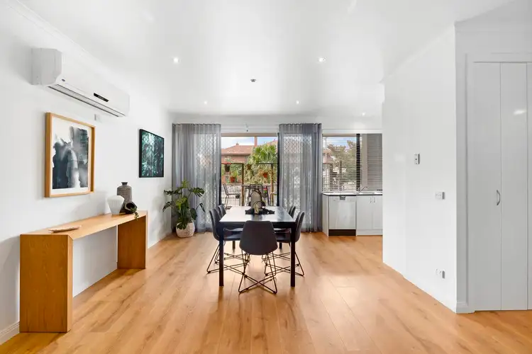 1/69 Wellington Street, St Kilda VIC 3182