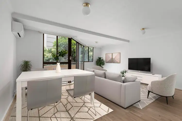 24/27 Queens Road, Melbourne VIC 3000