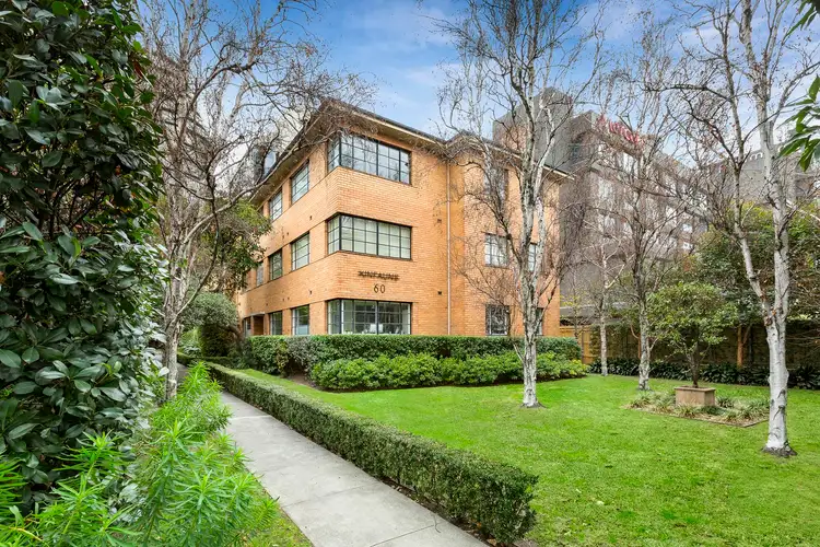 10/60 Queens Road, Melbourne VIC 3000