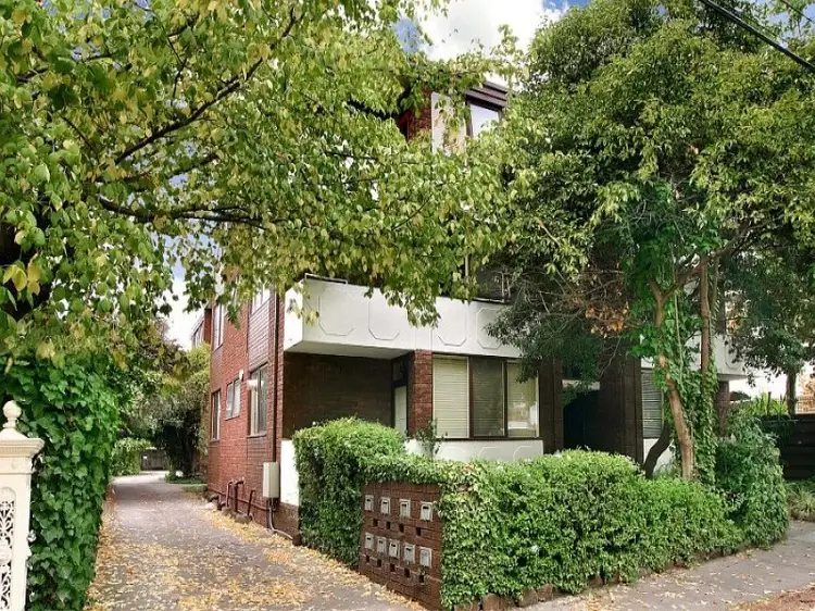 12/10 Denbigh Road, Armadale VIC 3143