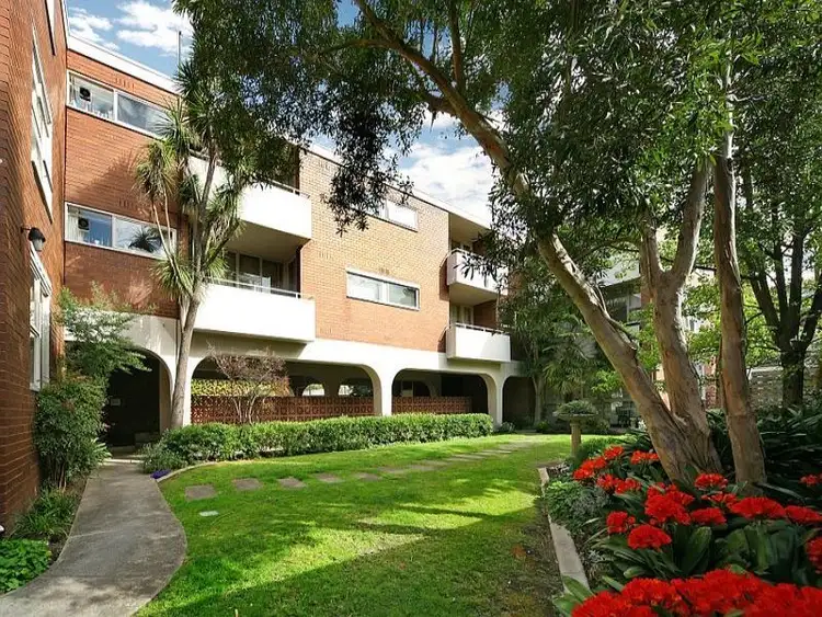 Sixth view of Homely apartment listing, 4/33 Sutherland Road, Armadale VIC 3143