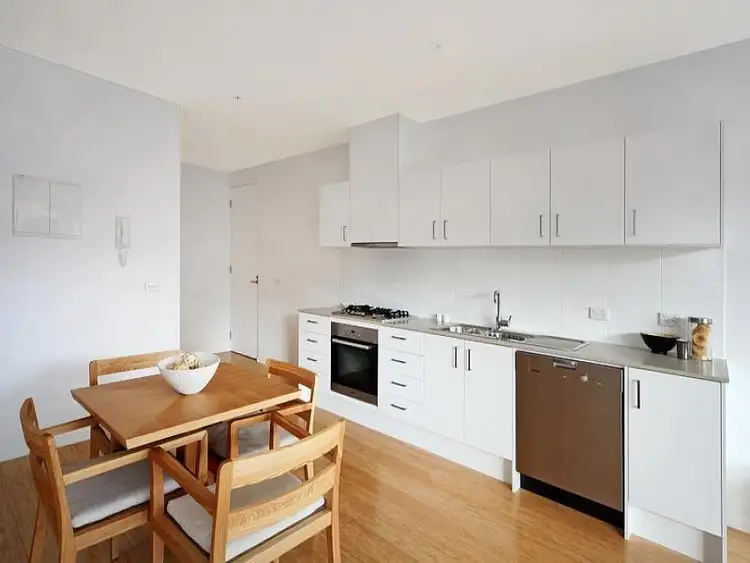 Fourth view of Homely apartment listing, 4/28 Clifton Street, Prahran VIC 3181