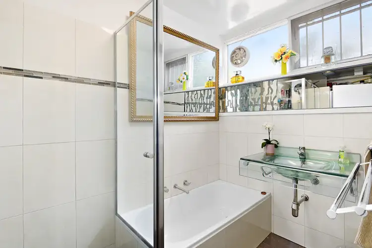 Sixth view of Homely apartment listing, 6/2 Victoria Street, Elsternwick VIC 3185