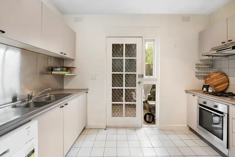 Sixth view of Homely apartment listing, 2/112 Tennyson Street, Elwood VIC 3184