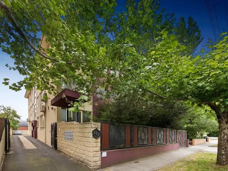 Sixth view of Homely apartment listing, 3/313 Dandenong Road, Prahran VIC 3181