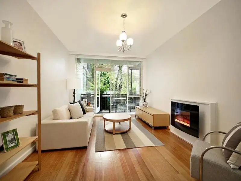 Main view of Homely apartment listing, 2/4 Rae Court, Prahran VIC 3181