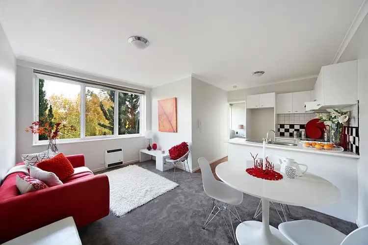 Second view of Homely apartment listing, 16/2 Armadale Street, Armadale VIC 3143