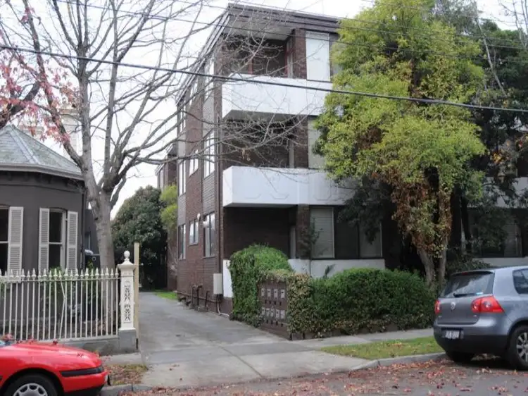 15/10 Denbigh Road, Armadale VIC 3143