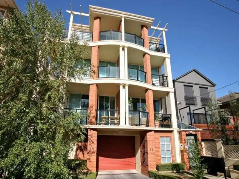 Main view of Homely unit listing, 1/17 Kelvin Grove, Prahran VIC 3181