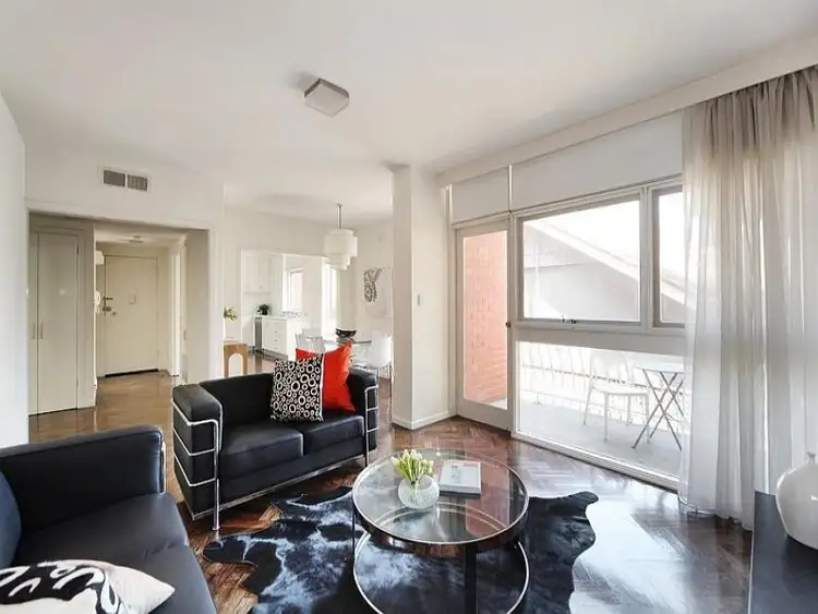 Second view of Homely apartment listing, 2/4 Avondale Road, Armadale VIC 3143