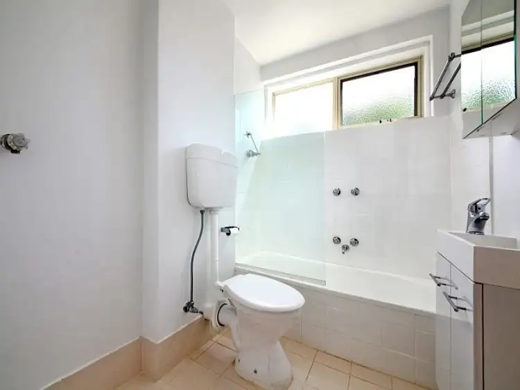Fifth view of Homely apartment listing, 10/49 Kooyong Road, Armadale VIC 3143