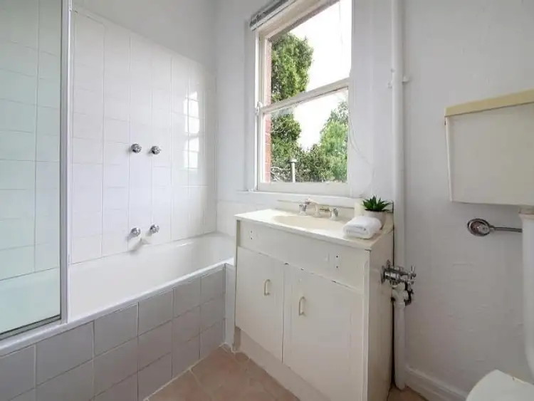 Fifth view of Homely apartment listing, 19/2 Jessamine Avenue, Prahran VIC 3181