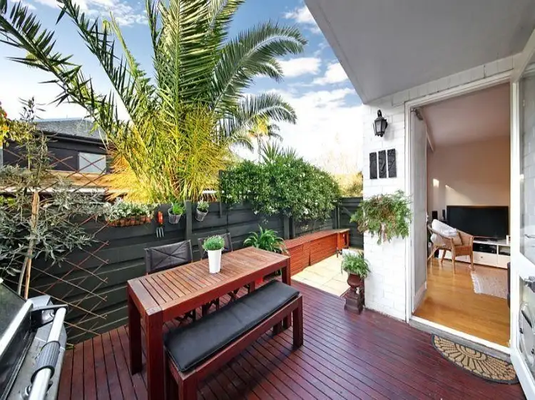 2/33 Armadale Street, Armadale VIC 3143