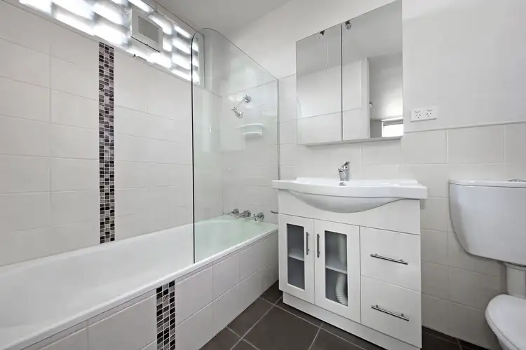 Fifth view of Homely apartment listing, 1/83 Mathoura Road, Toorak VIC 3142