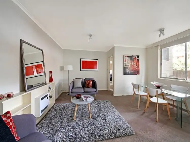 2/65 Edgar Street North, Glen Iris VIC 3146