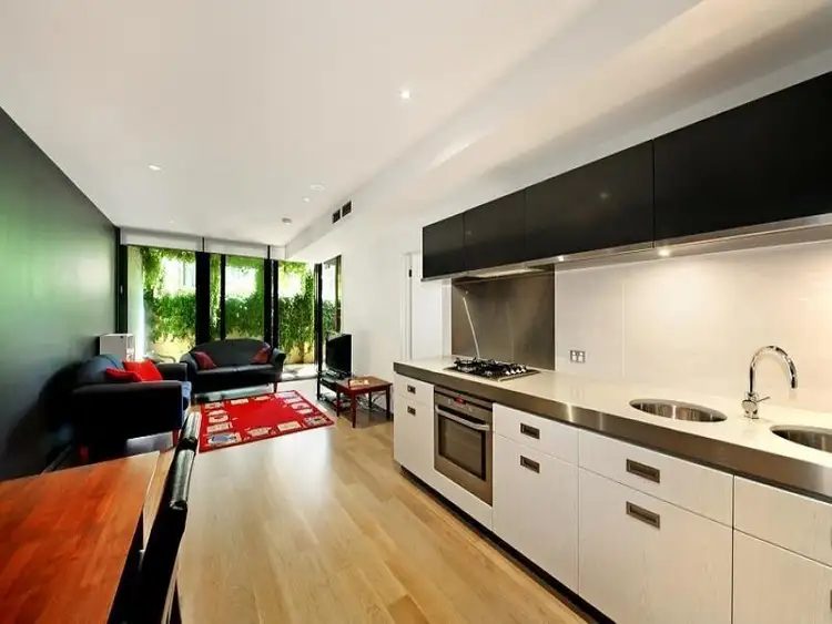 Fourth view of Homely apartment listing, 2/539 St Kilda Road, Melbourne VIC 3000