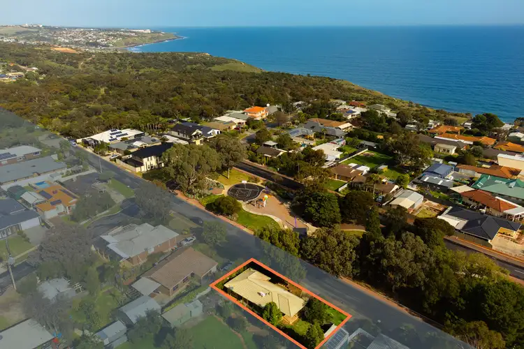 Second view of Homely house listing, 8 Second Street, Hallett Cove SA 5158