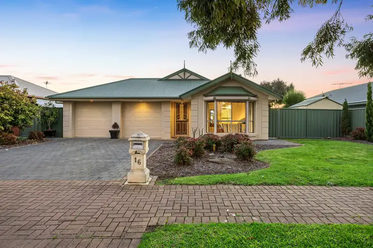 16 Emerald Boulevard, Aldinga Beach SA 5173
