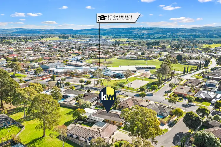Second view of Homely house listing, 4 Bindi Close, Traralgon VIC 3844