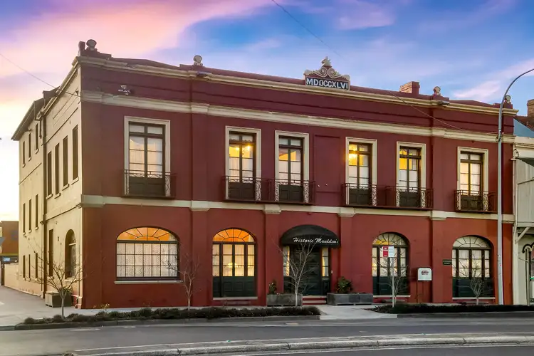 160 Sloane Street, Goulburn NSW 2580