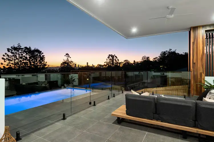 39 Majestic Outlook, Seven Hills QLD 4170