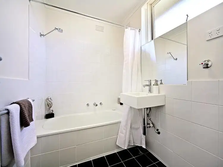 Fifth view of Homely apartment listing, 20/26 Denbigh Road, Armadale VIC 3143