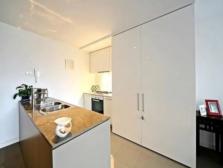 Fourth view of Homely apartment listing, 6/5 Warner Street, Malvern VIC 3144