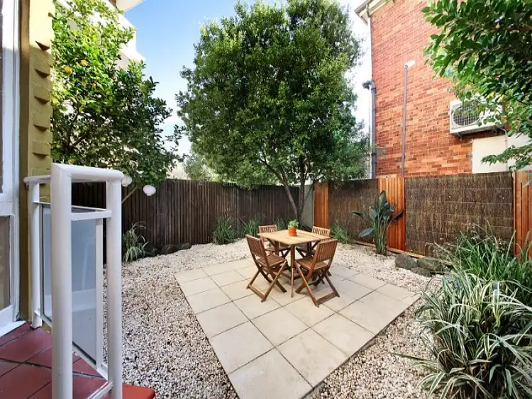 2/23 Northcote Road, Armadale VIC 3143
