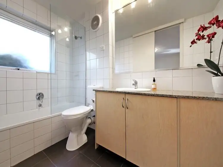 Fifth view of Homely apartment listing, 2/23 Northcote Road, Armadale VIC 3143