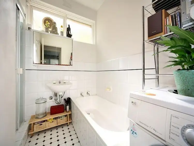 Fifth view of Homely apartment listing, 1/7 Railway Avenue, Armadale VIC 3143