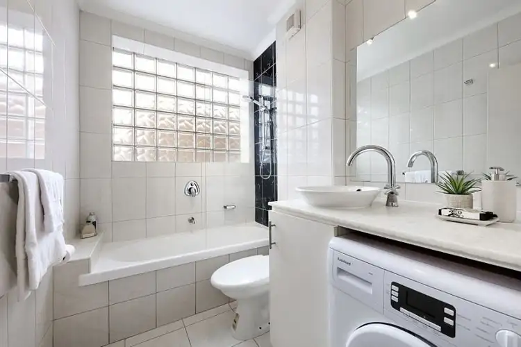 Fifth view of Homely apartment listing, 4/313 Dandenong Road, Prahran VIC 3181