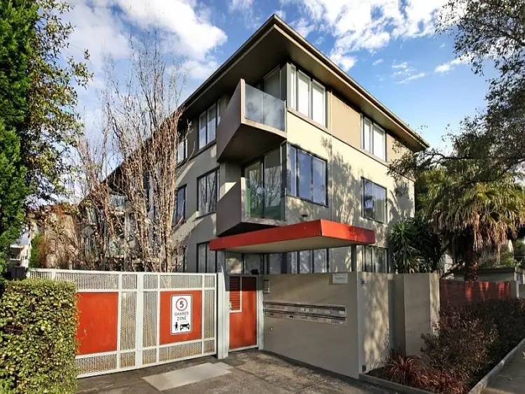 Second view of Homely apartment listing, 4/22 Chomley Street, Prahran VIC 3181