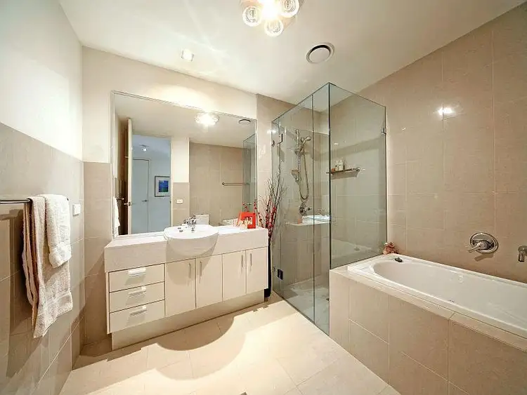 Fifth view of Homely unit listing, 4/11 Wattletree Road, Armadale VIC 3143