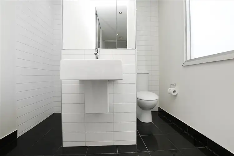 Sixth view of Homely apartment listing, 19/2 King Street, Prahran VIC 3181