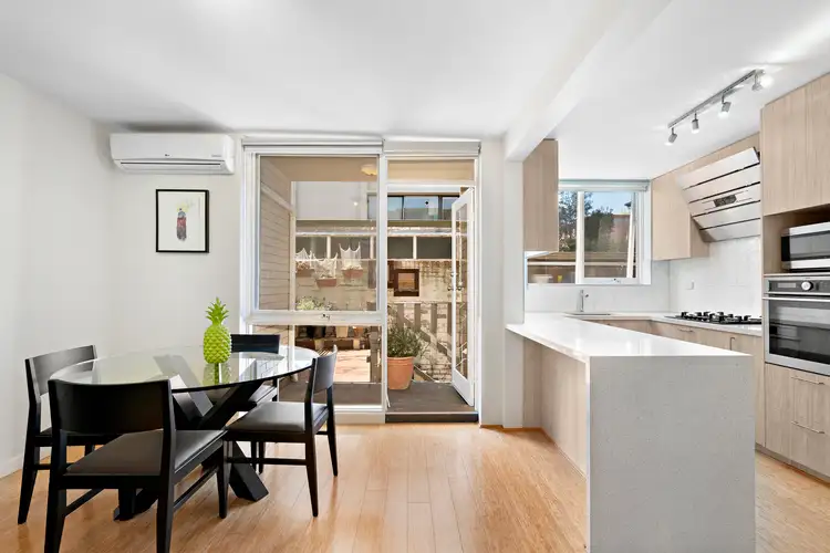 Main view of Homely apartment listing, 3/6 Karbarook Avenue, Prahran VIC 3181